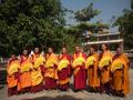 Mnisi z klasztoru Drepung